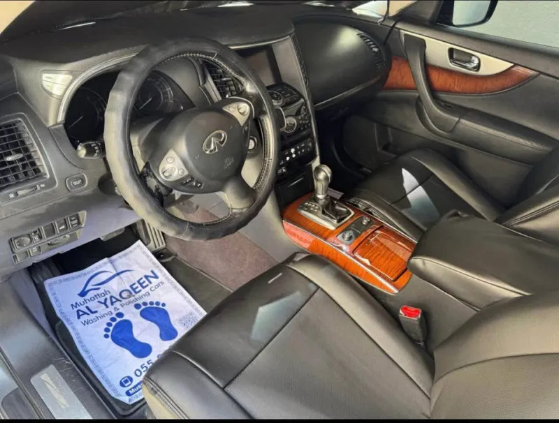2012 Infiniti FX35 in Dubai