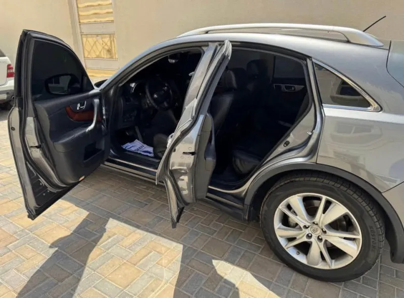 2012 Infiniti FX35 in Dubai