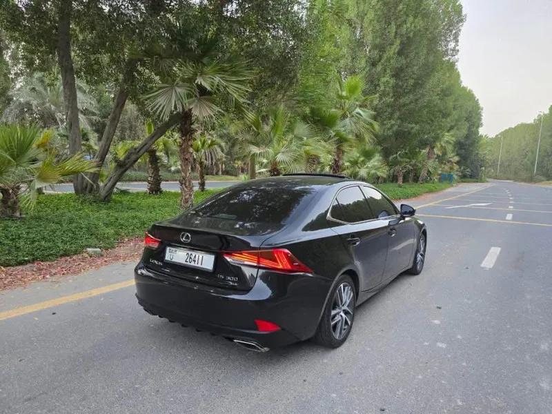 2019 Lexus IS in Dubai