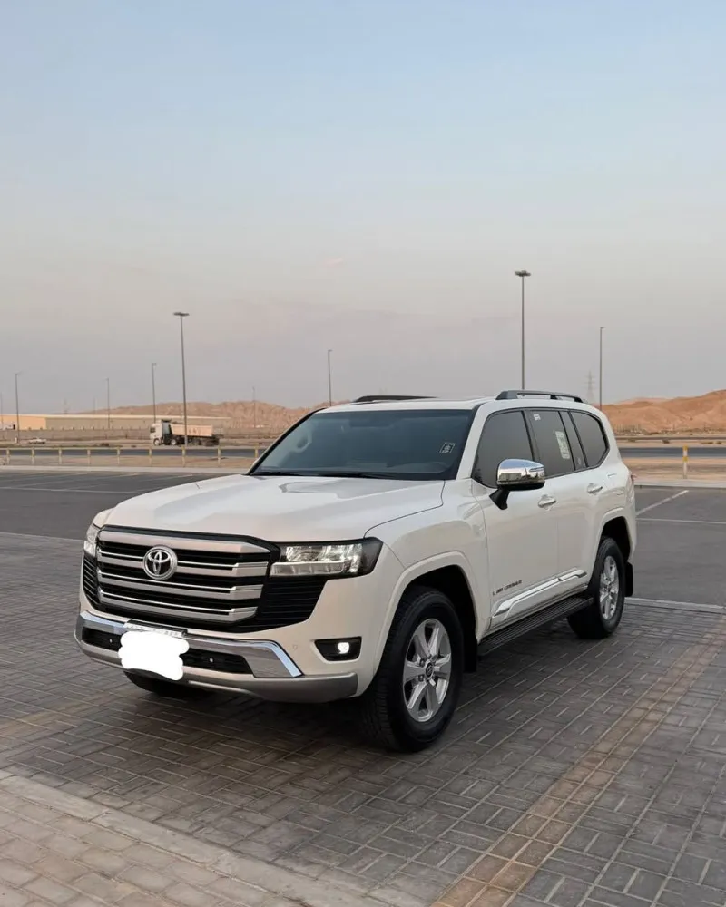 2024 تويوتا لاند كروزر in Dubai