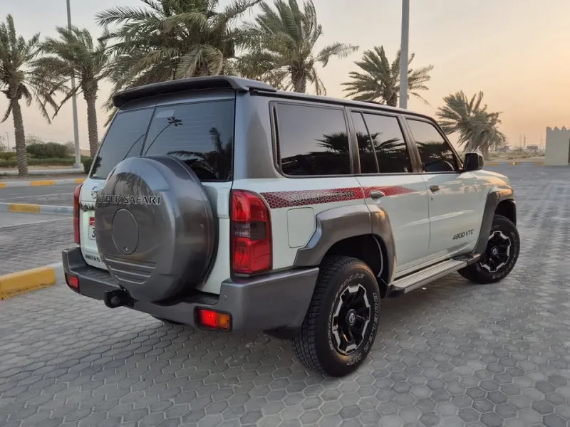 2022 نيسان بترول سوبر سفاري in Dubai