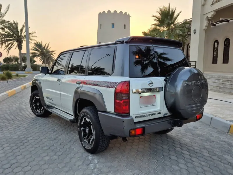 2022 نيسان بترول سوبر سفاري in Dubai