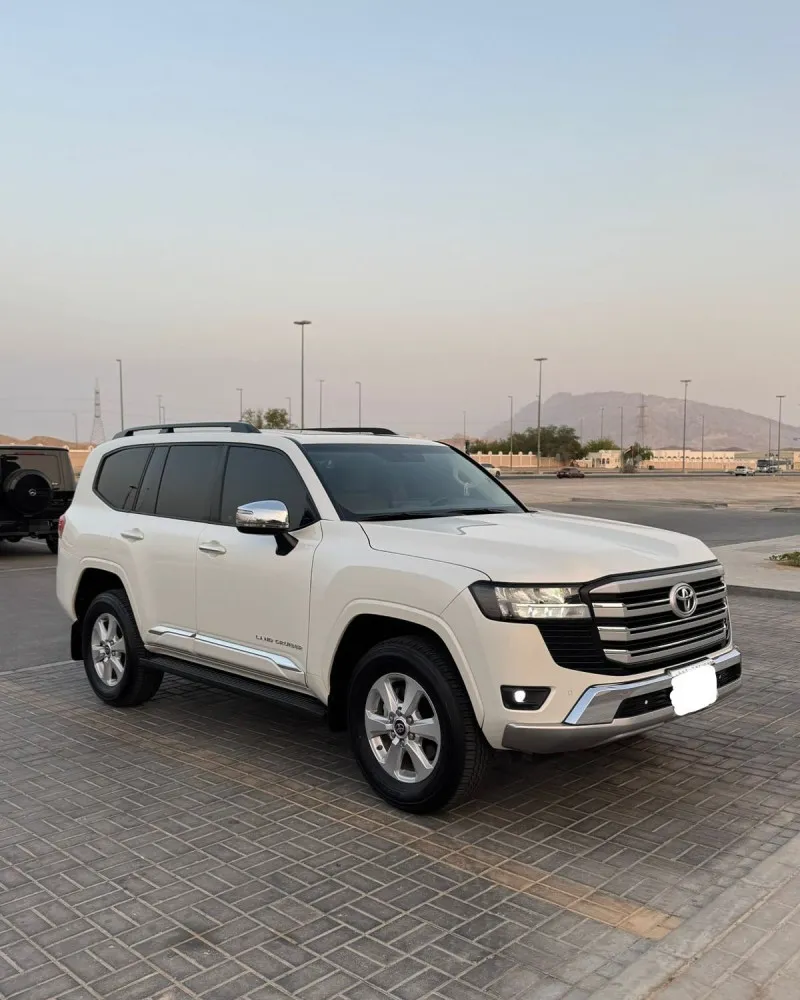 2024 تويوتا لاند كروزر in Dubai