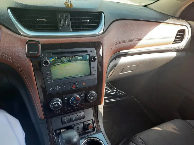 2016 Chevrolet Traverse in Dubai