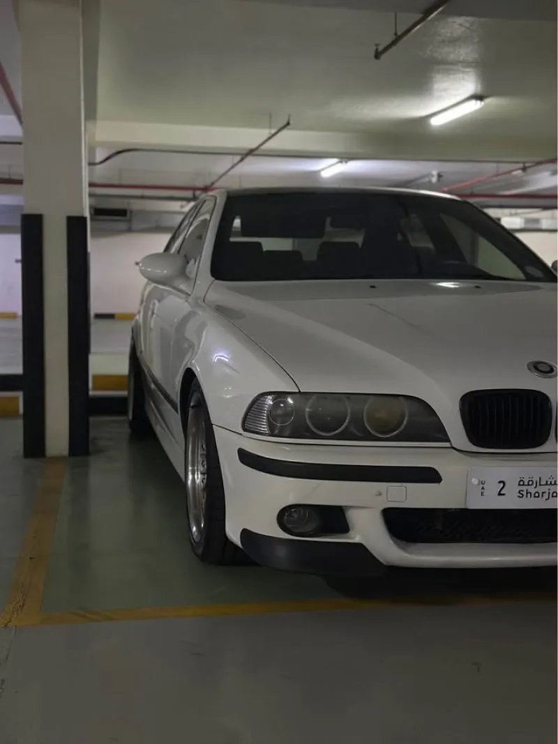 2001 بي أم دابليو الفئة - 5 in Dubai