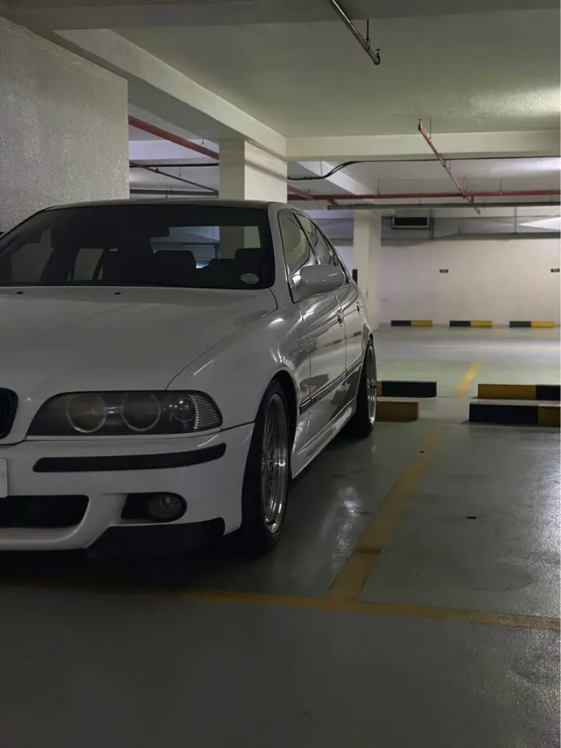 2001 بي أم دابليو الفئة - 5 in Dubai