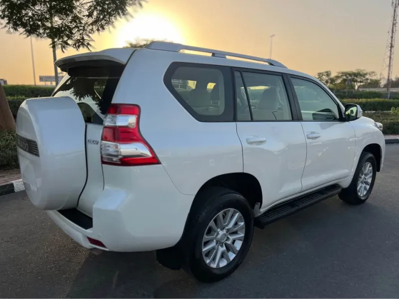 2016 Toyota Prado in Dubai
