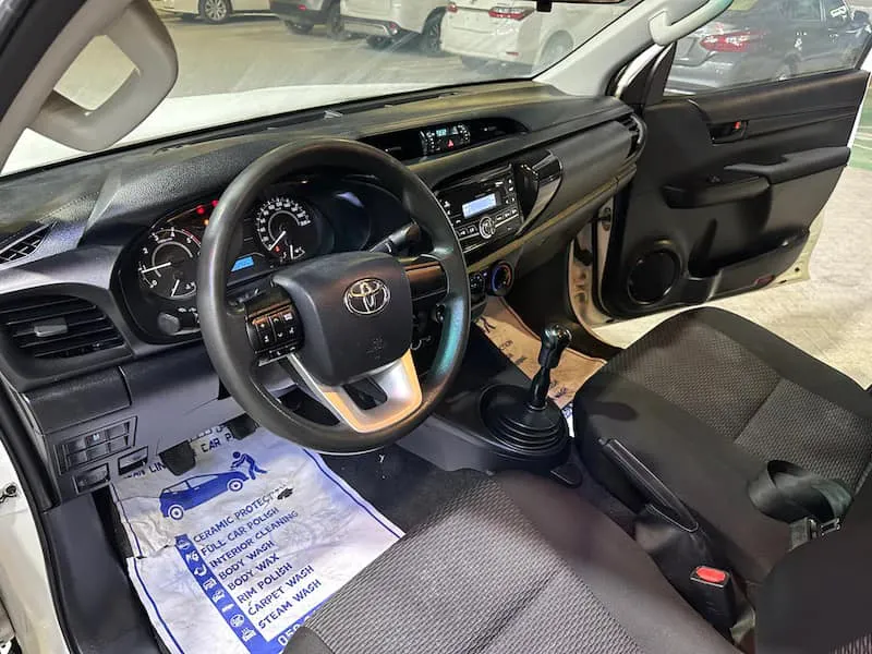 2019 Toyota Hilux in Dubai