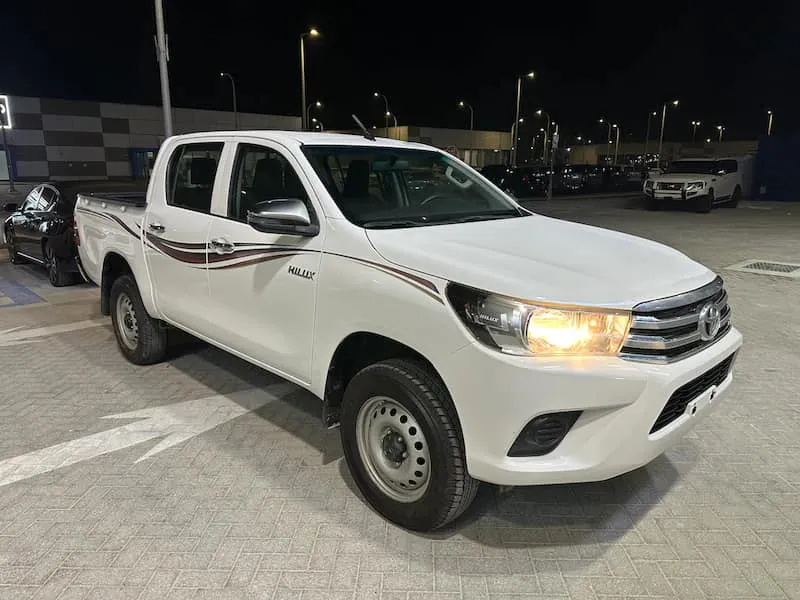 2019 Toyota Hilux in Dubai