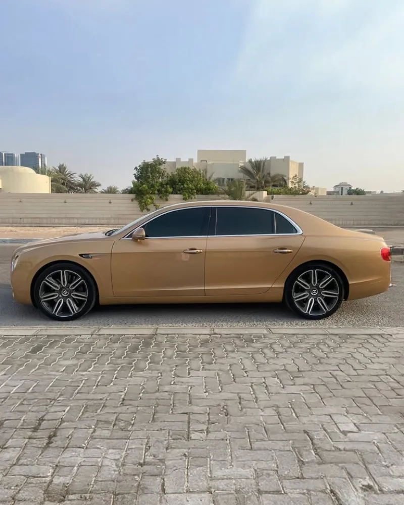 2016 Bentley Continental Flying Spur in Dubai