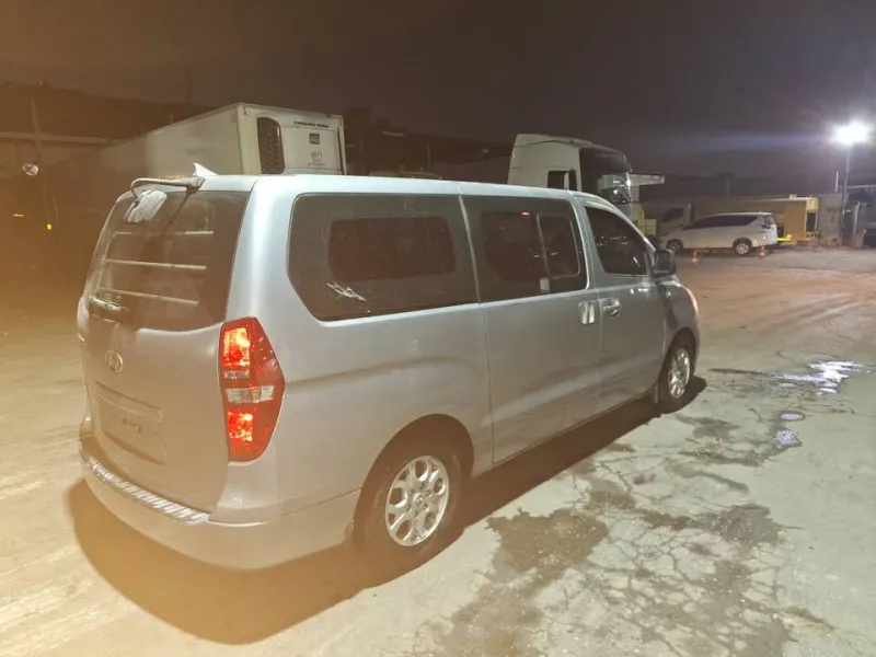 2015 Hyundai Starex in Dubai