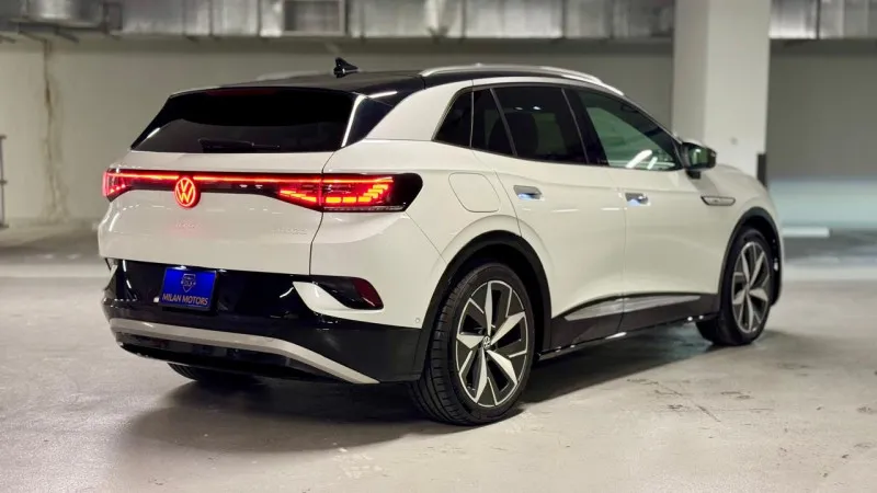 2022 Volkswagen ID 4 in Dubai
