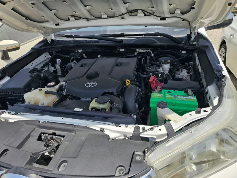 2017 Toyota Hilux in Dubai