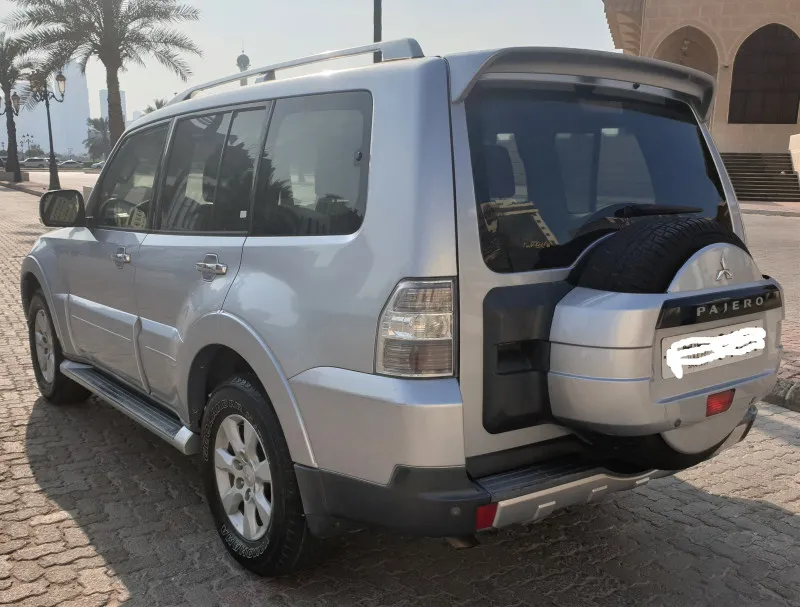 2009 Mitsubishi Pajero in Dubai