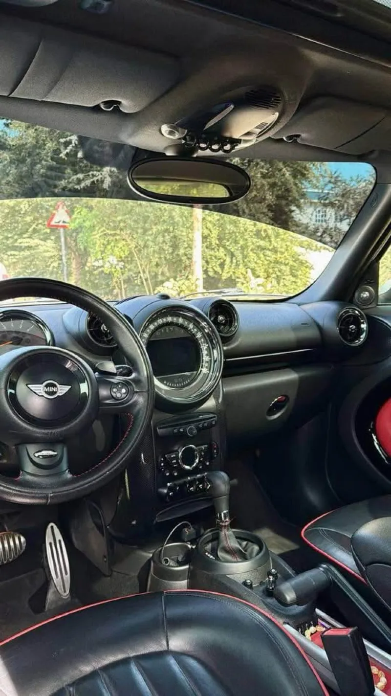 2016 Mini Countryman in Dubai