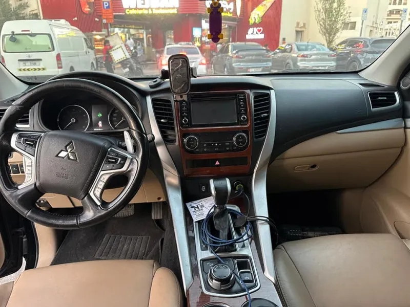 2018 Mitsubishi Montero in Dubai