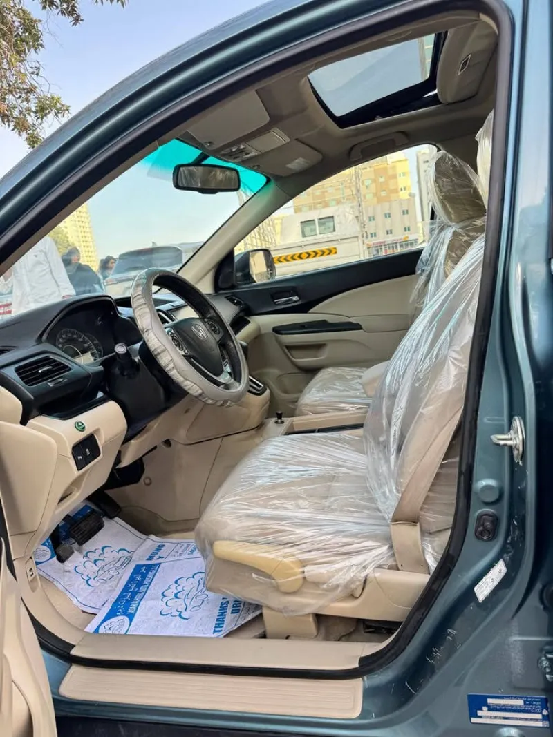 2015 Honda CR-V in Dubai
