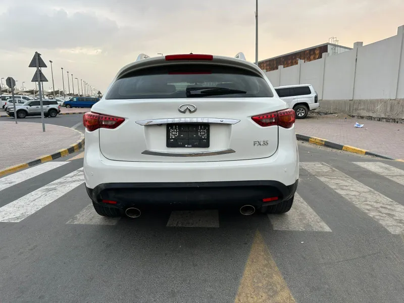 2010 Infiniti FX35 in Dubai