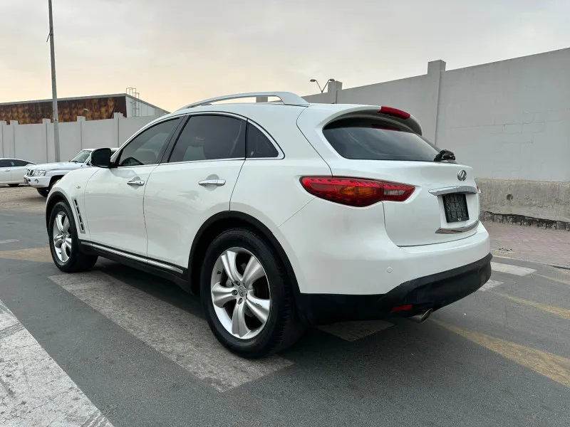 2010 Infiniti FX35 in Dubai