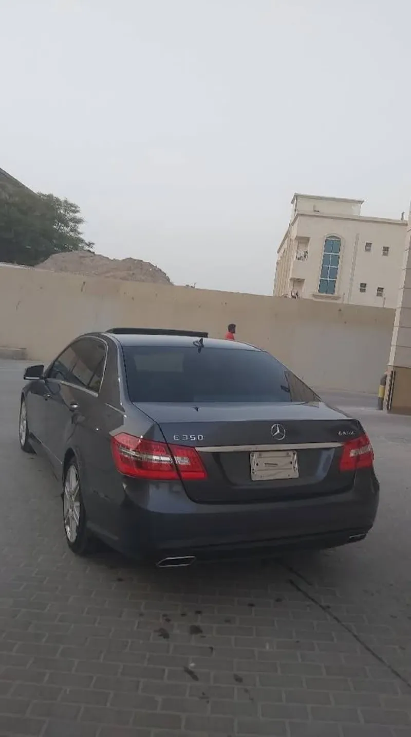 2010 مرسيدس-بنز الفئة - E in Dubai