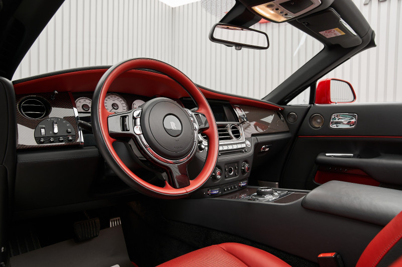 2020 Rolls Royce Dawn in dubai