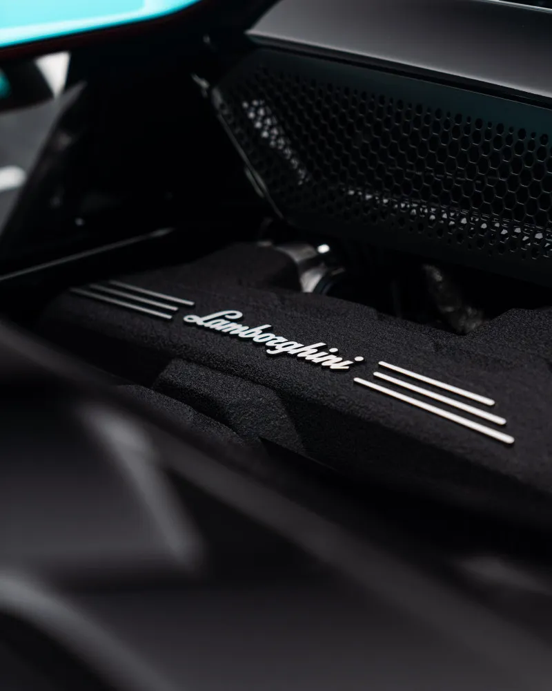 2025 Lamborghini Revuelto in Dubai