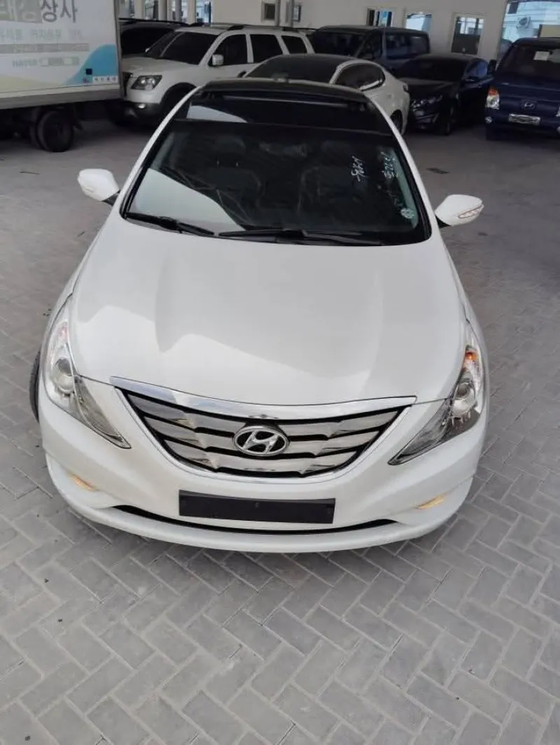 2010 هيونداي سوناتا in Dubai