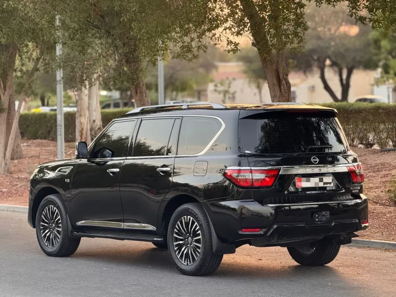 2015 نيسان باترول in Dubai