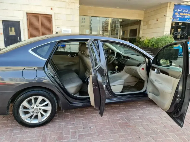 2015 نيسان سنترا in Dubai