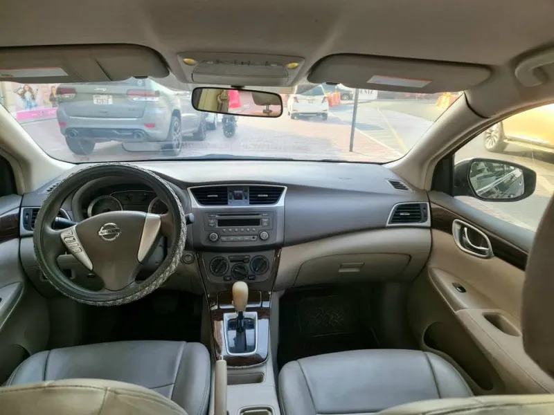 2015 نيسان سنترا in Dubai