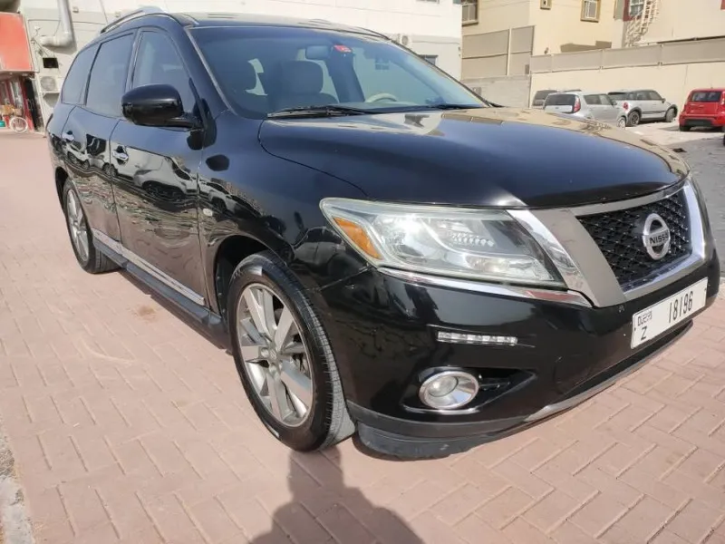 2013 Nissan Pathfinder in Dubai