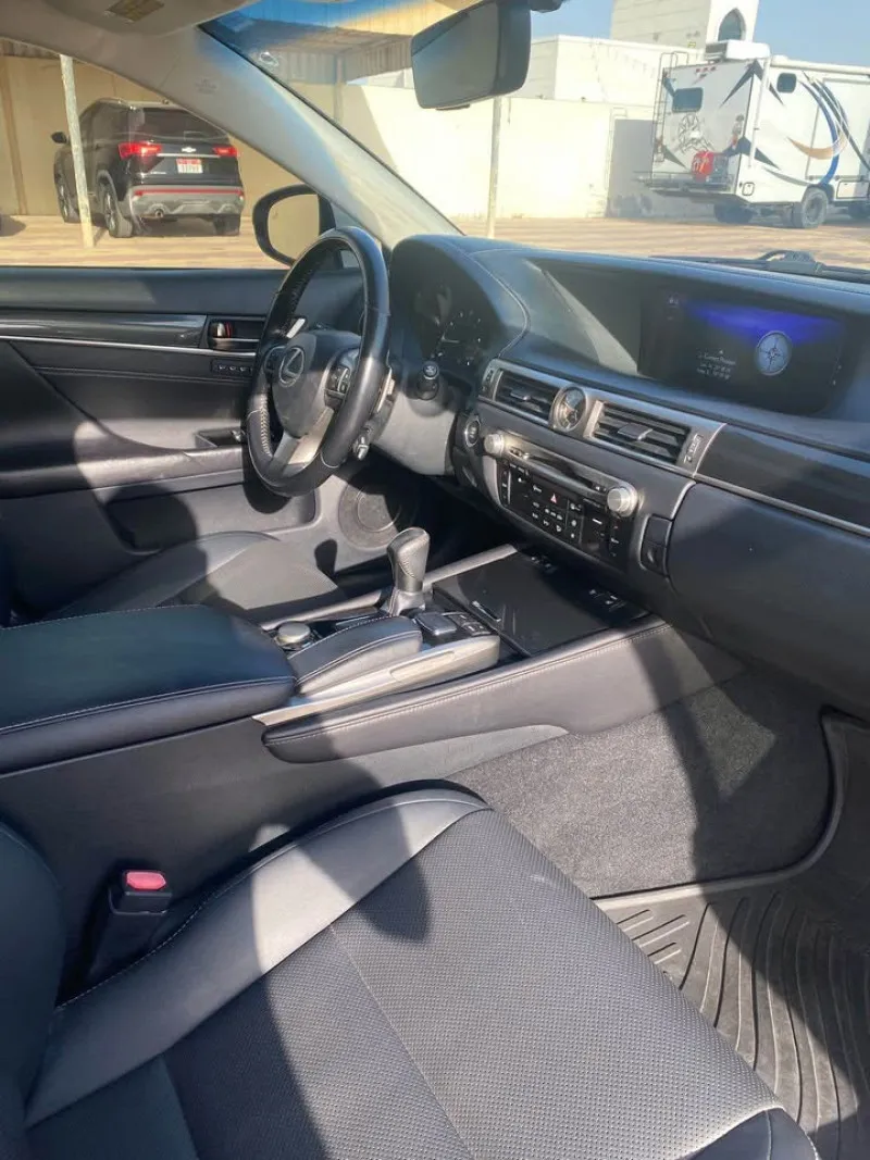 2016 Lexus GS in Dubai