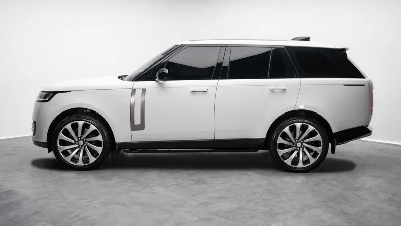 2022 Land Rover Range Rover in Dubai