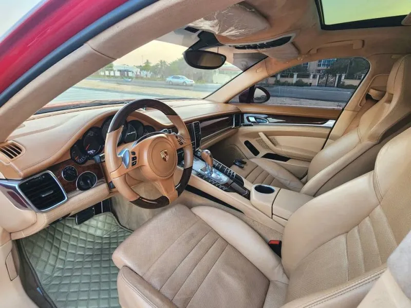 2013 Porsche Panamera in Dubai