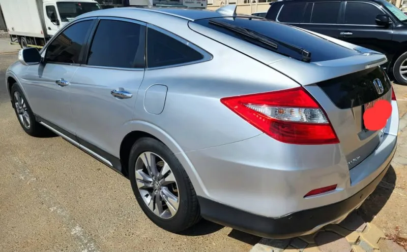 2013 Honda Crosstour in Dubai