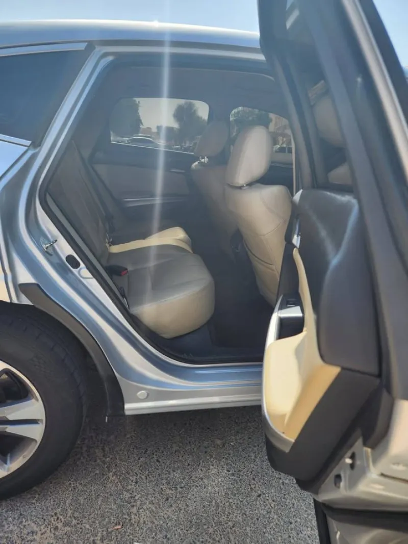 2013 Honda Crosstour in Dubai