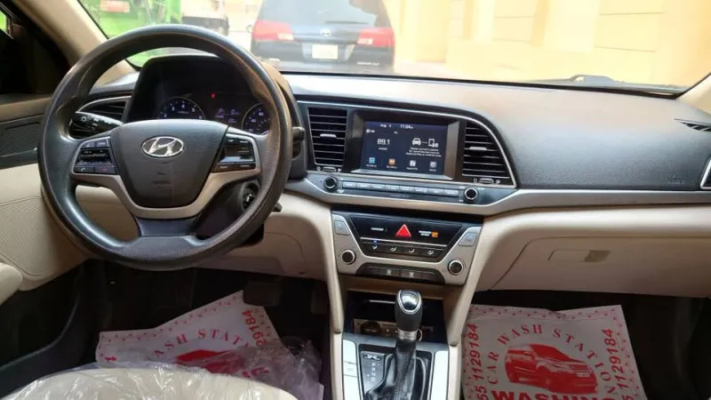 2017 Hyundai Elentra in Dubai