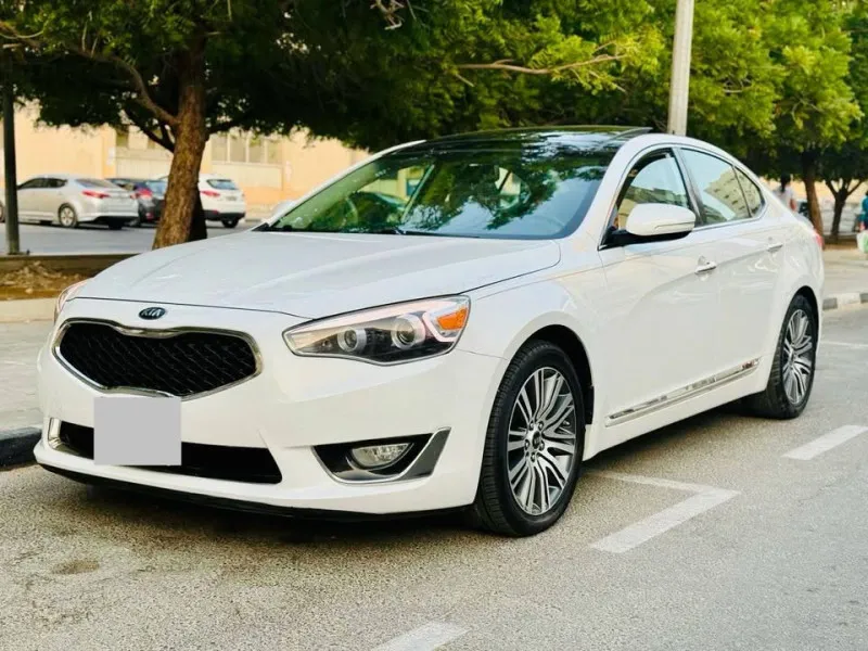 2015 Kia Cadenza in Dubai