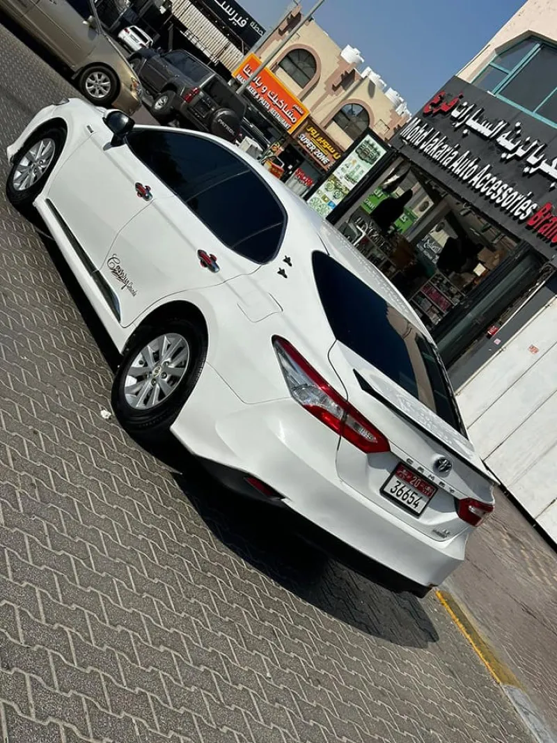 2018 تويوتا كامري in Dubai