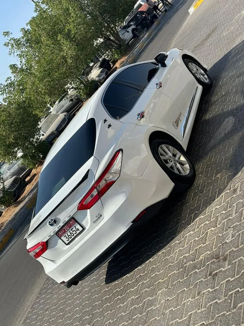 2018 تويوتا كامري in Dubai