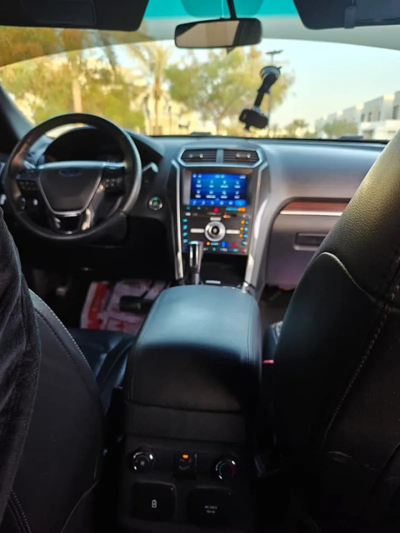 2017 Ford Explorer in Dubai