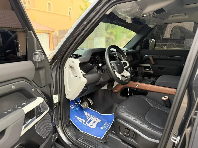 2023 Land Rover Defender in Dubai