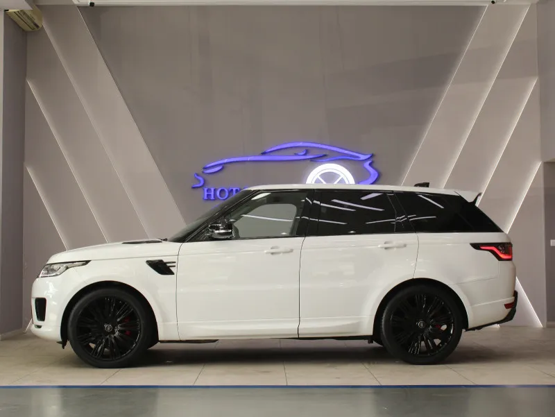 2022 Land Rover Range Rover Sport in Dubai