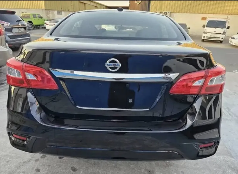 2017 نيسان سنترا in Dubai