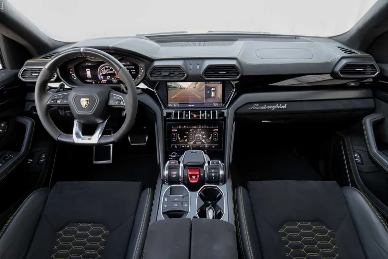 2021 Lamborghini URUS in Dubai