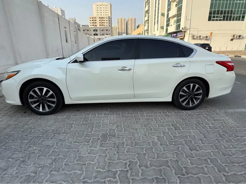 2017 Nissan Altima in Dubai
