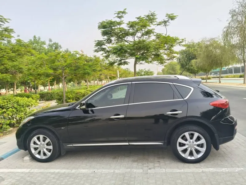 2016 Infiniti QX50 in Dubai