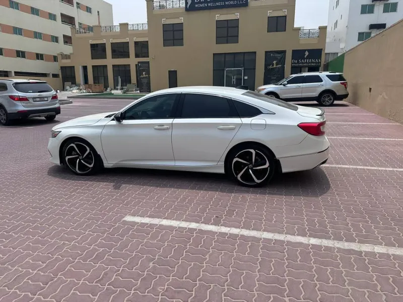 2022 هوندا أكورد in Dubai