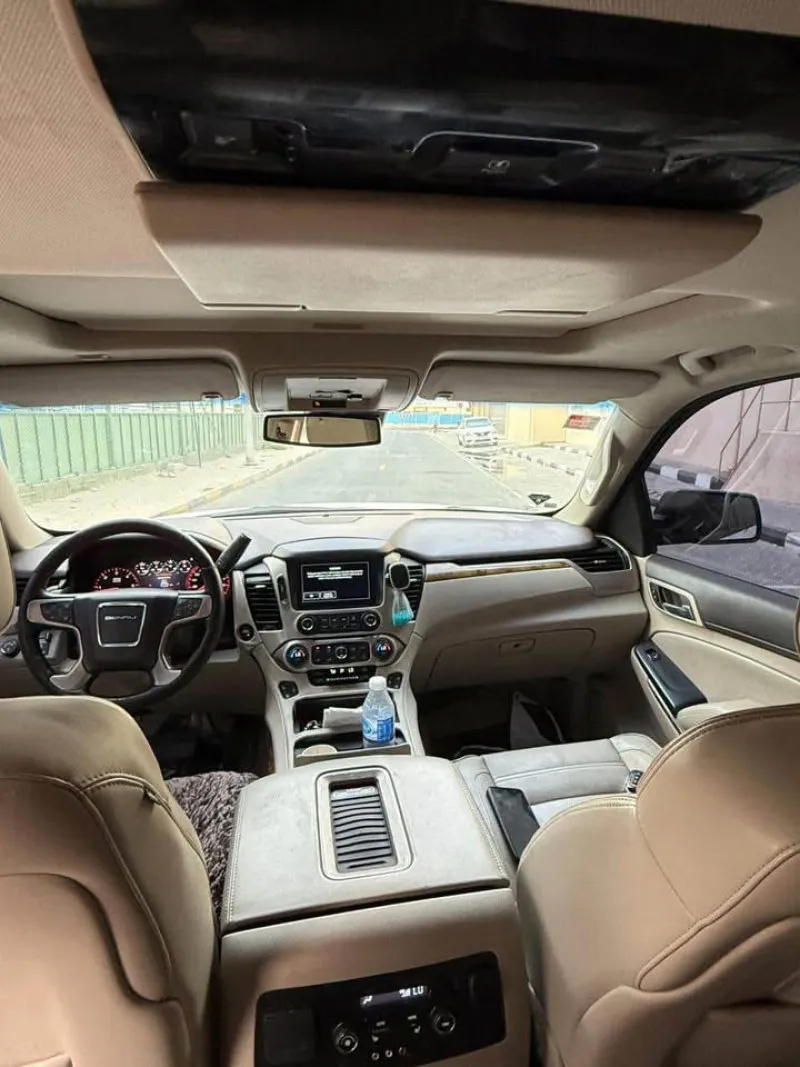 2015 GMC Yukon in Dubai