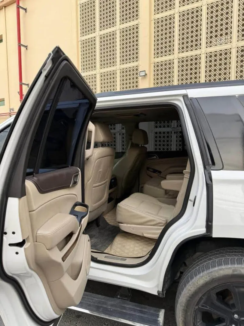 2015 GMC Yukon in Dubai